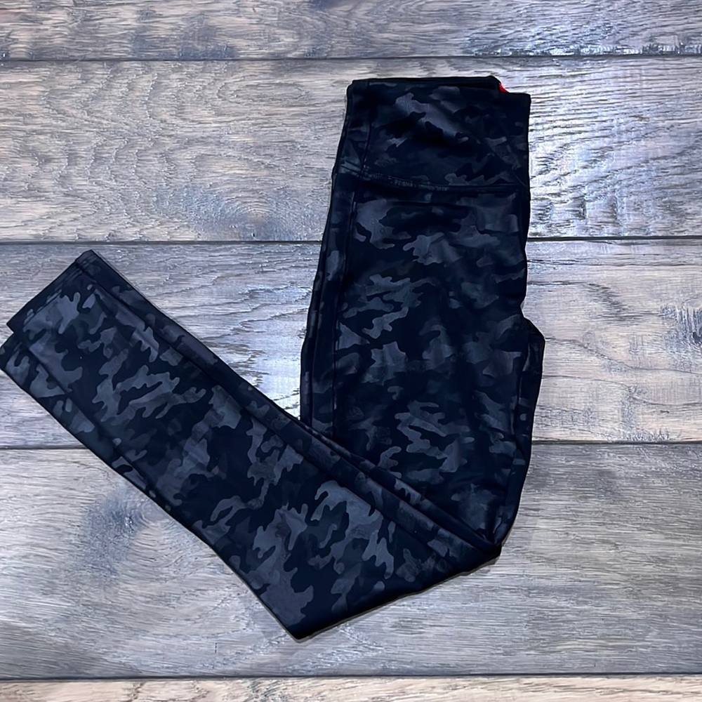 Spanx girls leggings camo print.